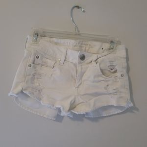 American eagle white short. Size 4